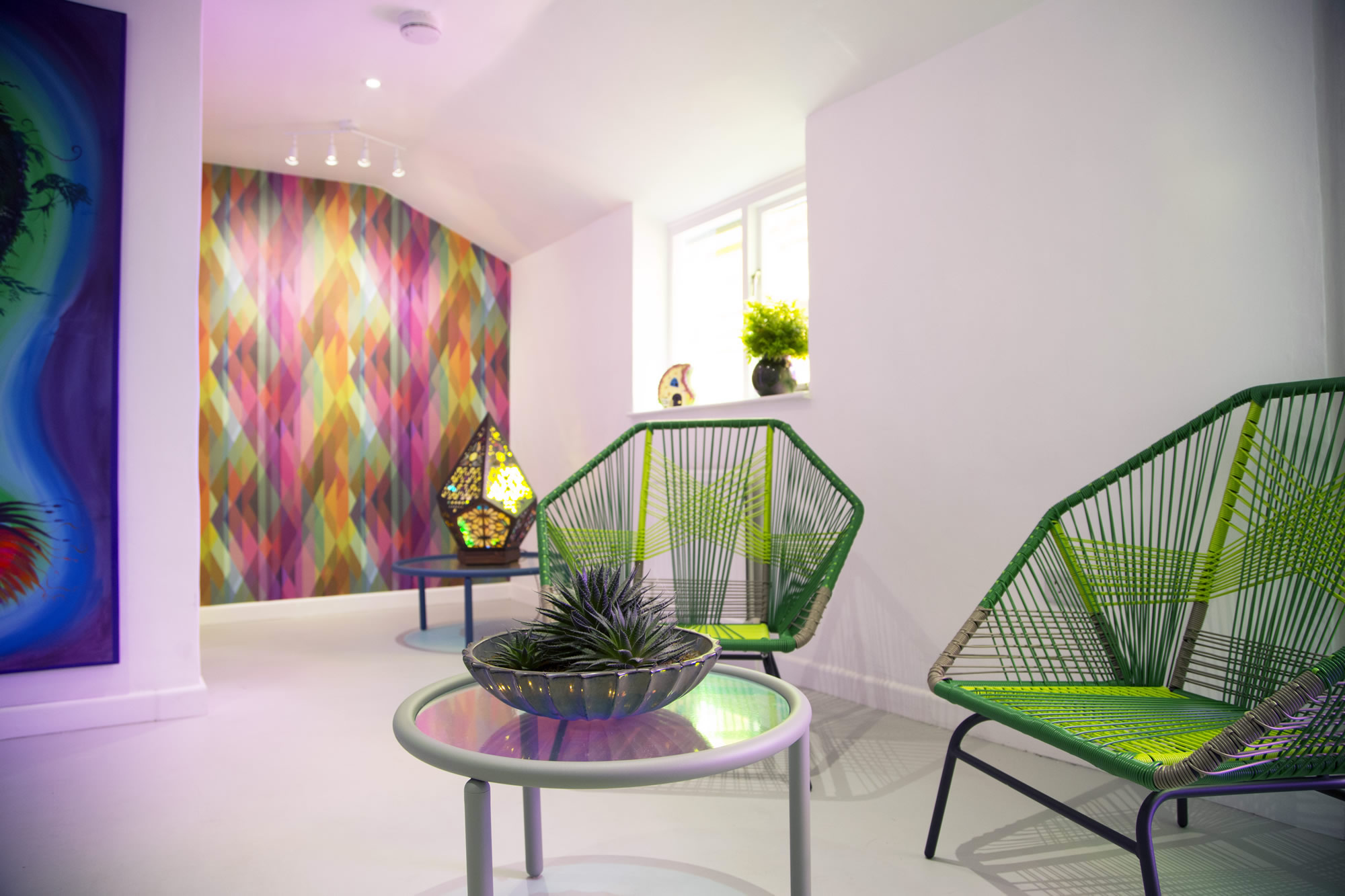 NR2 Dental Studio: Private dentist in Norwich. Call 01603502408